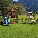 Haus Hubertus - Gaestehaus Sahler Apartment
