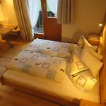 Apartment Haus Hubertus - Gaestehaus Sahler