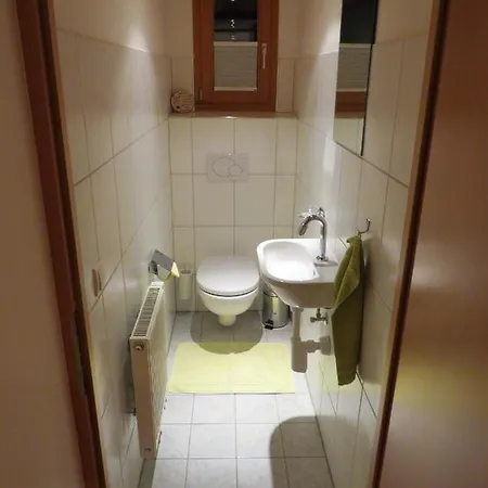 Haus Hubertus - Gaestehaus Sahler